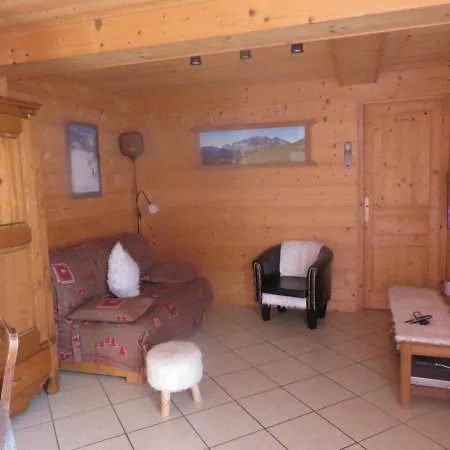 Le Flocon Des Aravis Шале